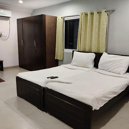 Collection O Jubilee Banjara Suites Hyderabad Exterior foto