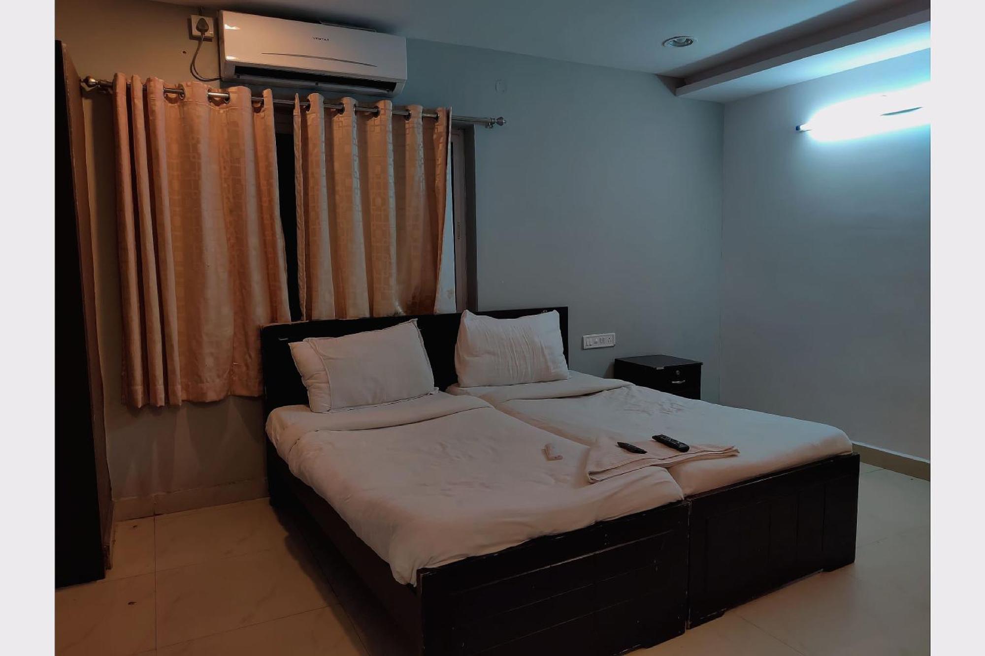 Collection O Jubilee Banjara Suites Hyderabad Exterior foto